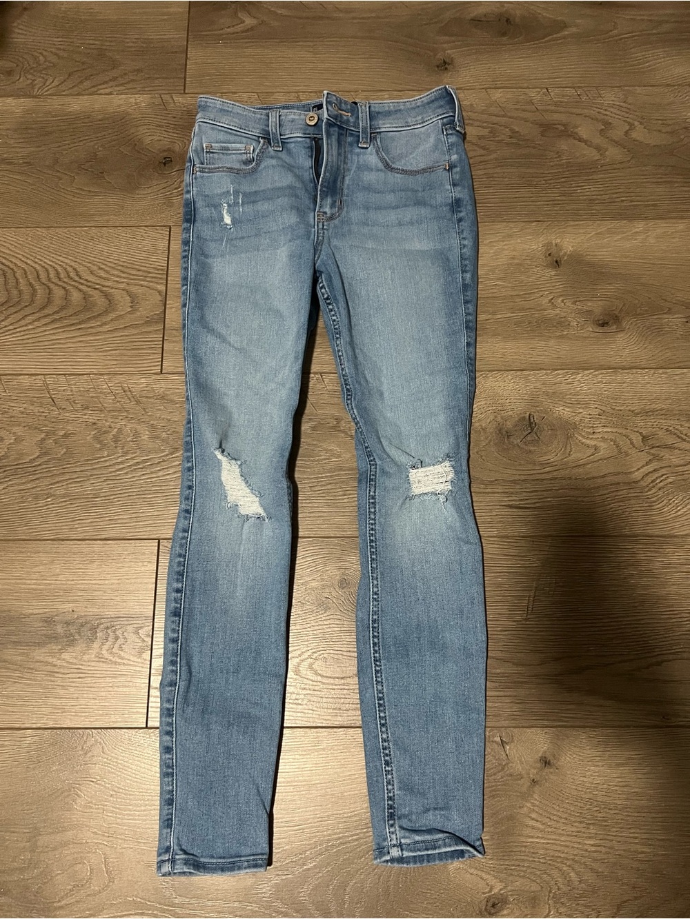 Hollister Light Wash Ripped Skinny Jeans